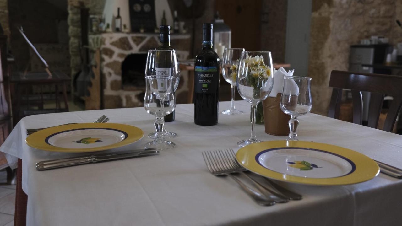 Fattoria Manostalla Villa Chiarelli Balestrate Exterior foto
